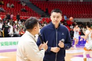 火狐体育-杨鸣现身十堰：他们距离CBA仅一步之遥！